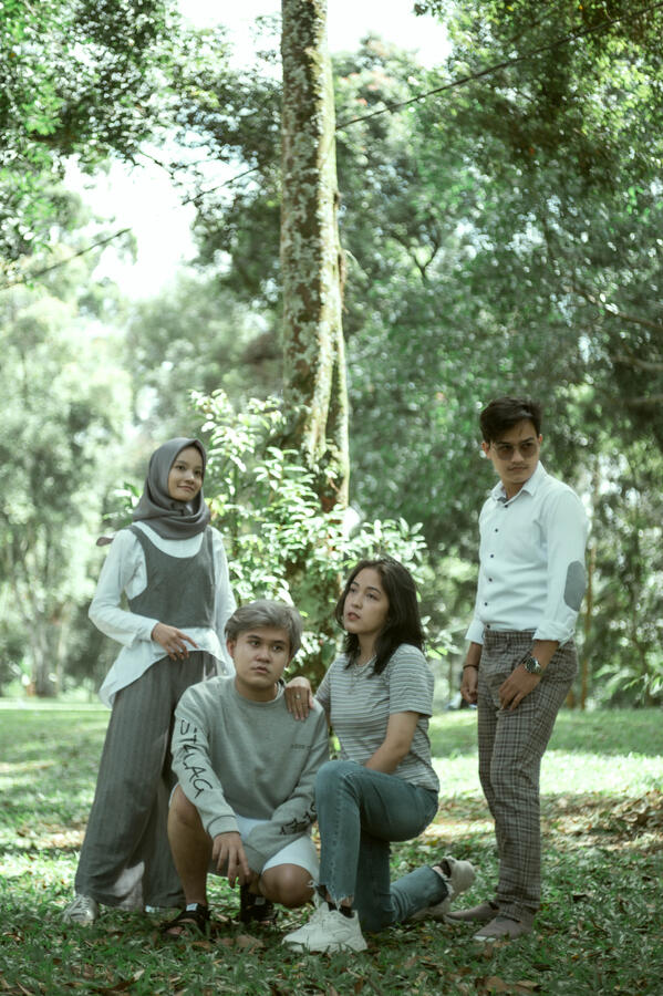 Group Photography (quad)
